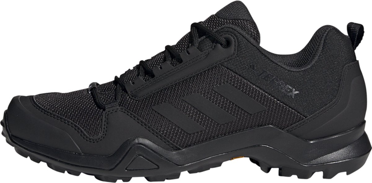 sneaker, hardloopschoen, zwart, meshbovenwerk, traagsnorl