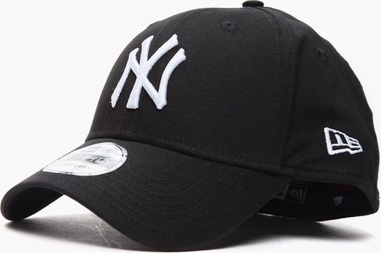 New Era MLB New York Yankees Cap - 39THIRTY - S/M - Black/White
