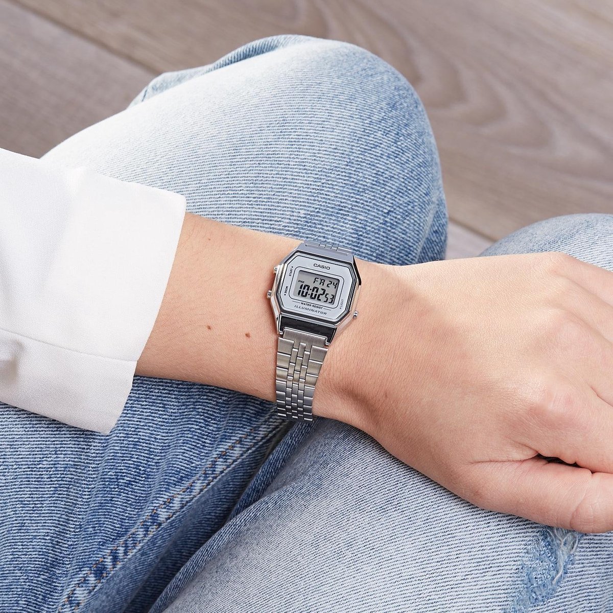 Casio Vintage LA680WEA-7EF Dameshorloge 30 mm - Zilverkleurig