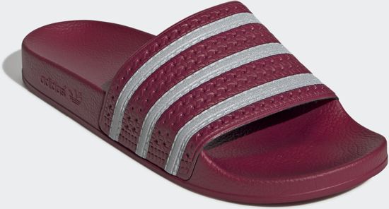 adidas ADILETTE Heren Slippers - Collegiate Burgundy - Ftwr White - Collegiate Burgundy - Maat 43 1/