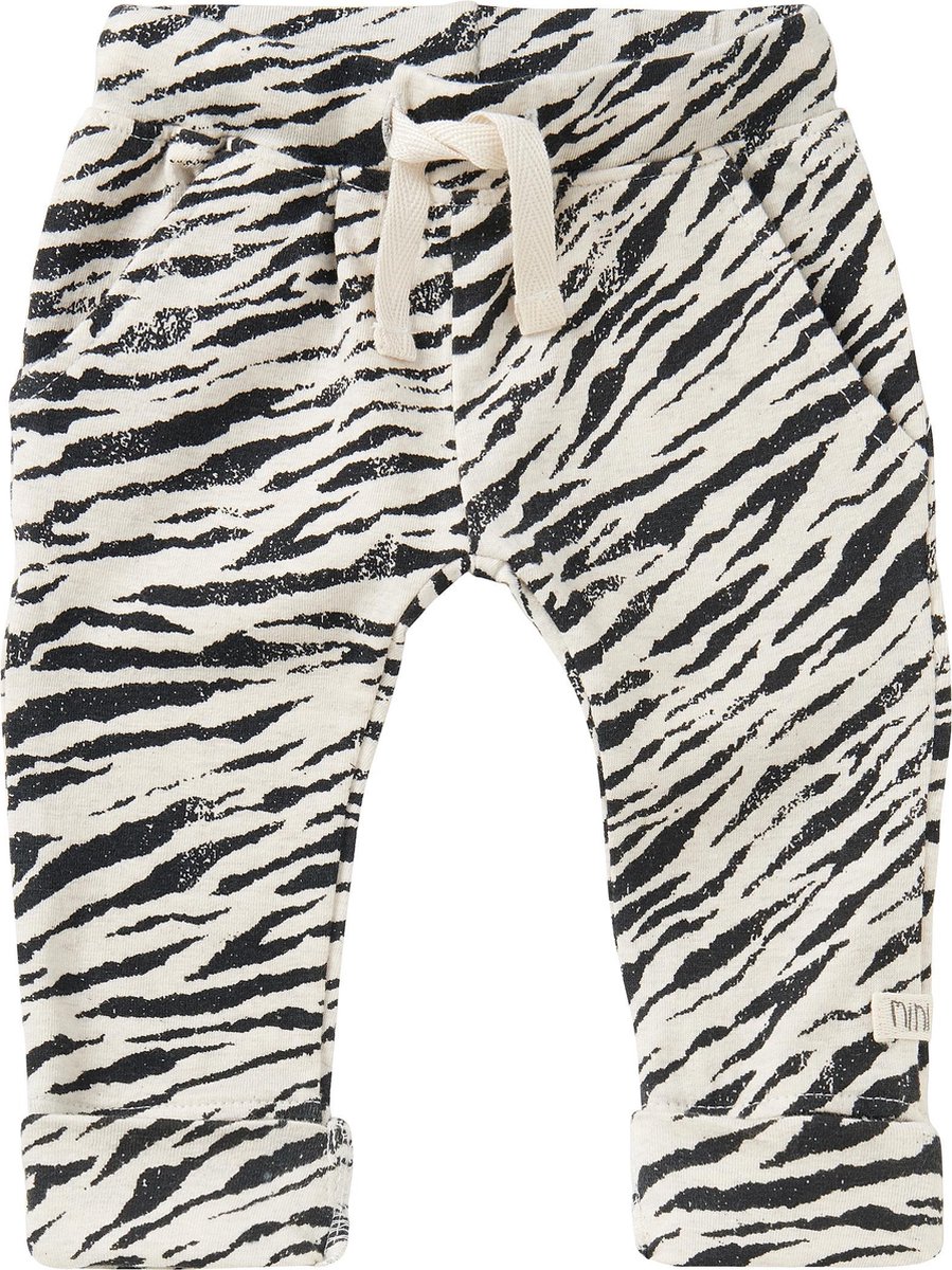 Kleding, Korte broek, Woondecoratie, Broeken, Stropdas