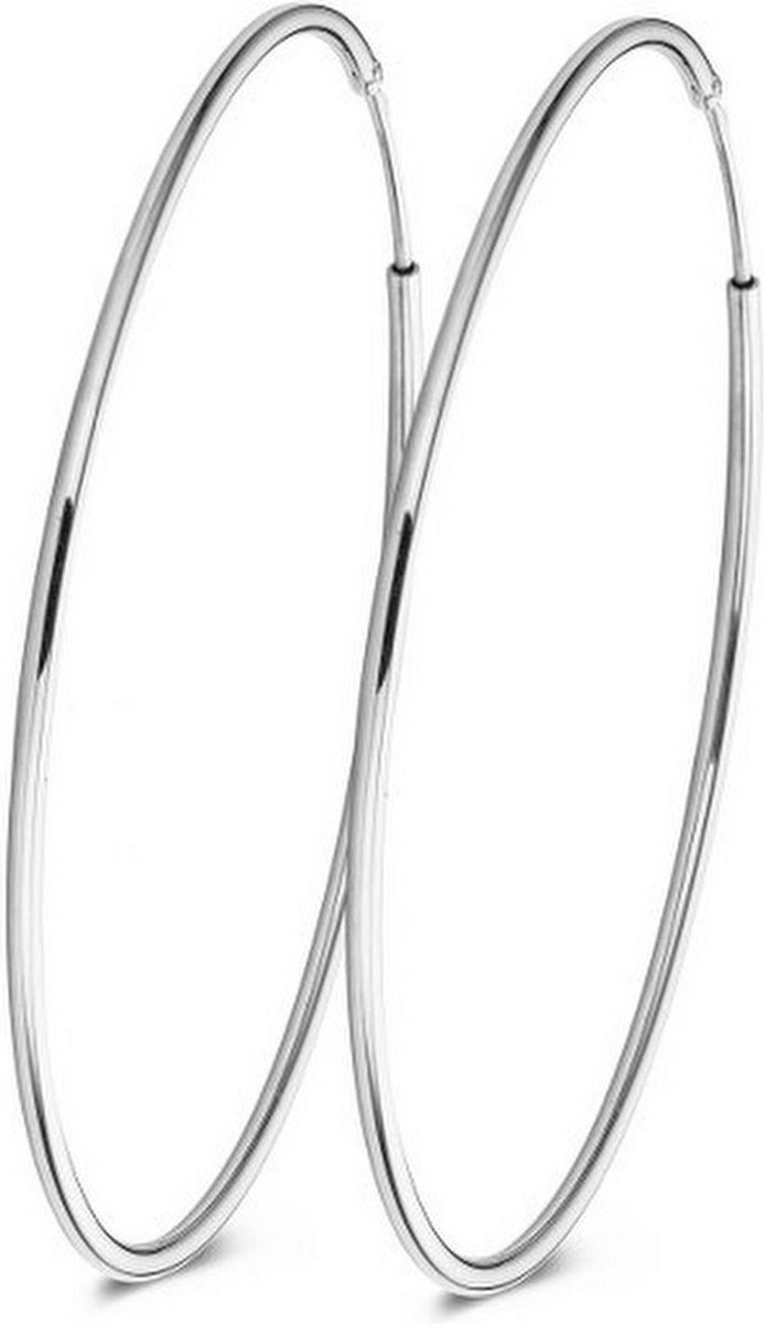 oorbellen, ringen, hoop oorbellen, zilveren oorbellen, draagtijdstip bijzonder