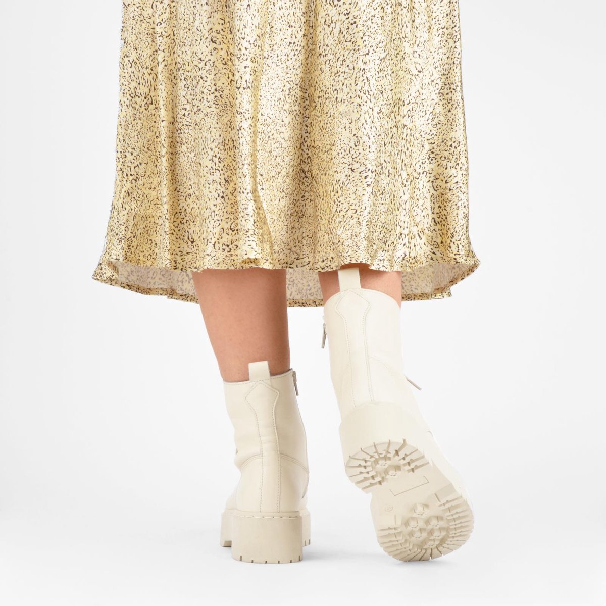 PS Poelman KIMMY - 36 - Dames Leren Chunky Veter Enkellaarzen - Beige Crème Wit - Maat 36