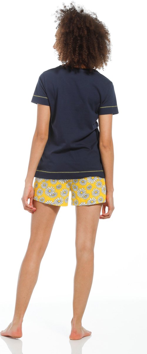 Kleding, Korte broek, Persoon, Strandkleding