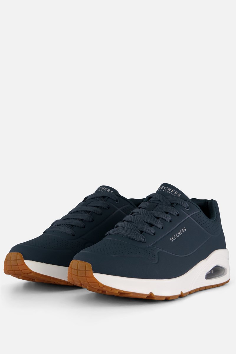 sneakers, donkerblauw, gymschoenen, gumkleur outsole, luchtlaag?