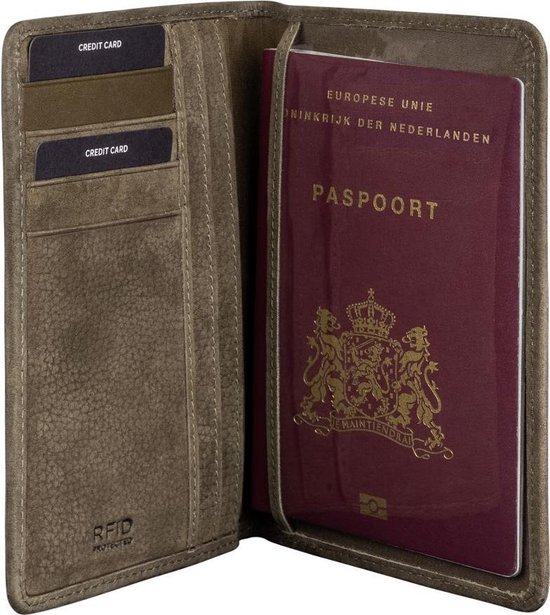 BURKELY Soul Skye Passportcover Paspoorthoes