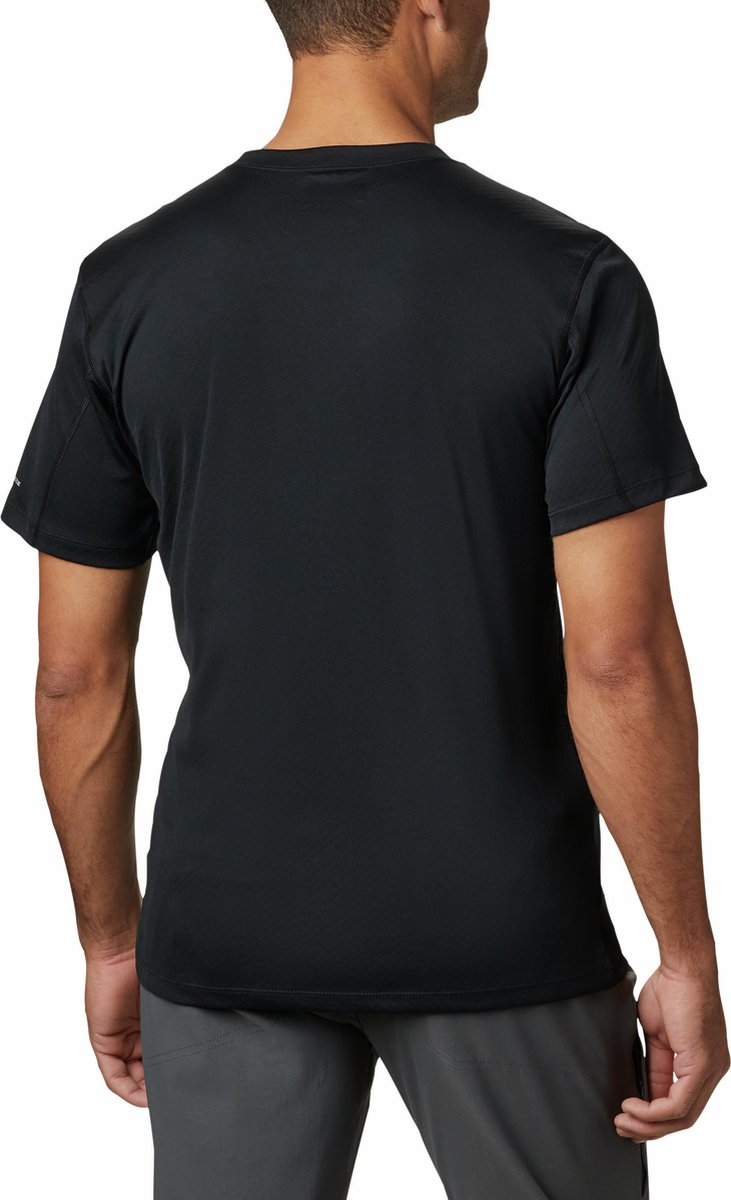 T-shirt, Mouw, Volwassene, Man, Persoon, T-shirt, Mouw, Volwassene, Man, Persoon