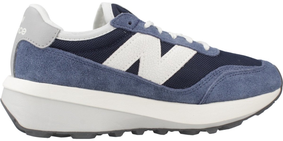 Kleding, Schoeisel, Schoen, Sneaker, Suede