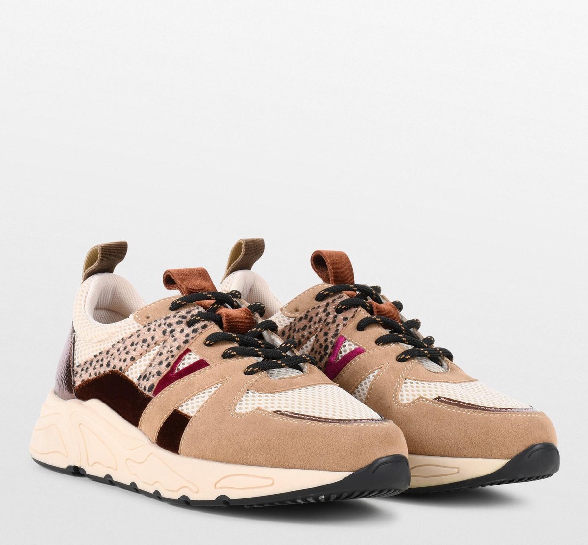 PS Poelman - Maat 39 - Dames - CAROCEL Imitatie Leren Suedè PU Runner Sneakers met Beige Profielzool