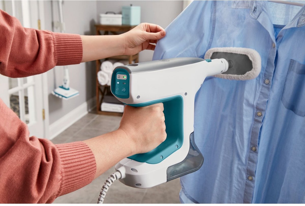 BLACK+DECKER 1500W Steam-mop met 10 accessoires, extensiekit en opbergoplossing - BHSM15FX10-QS