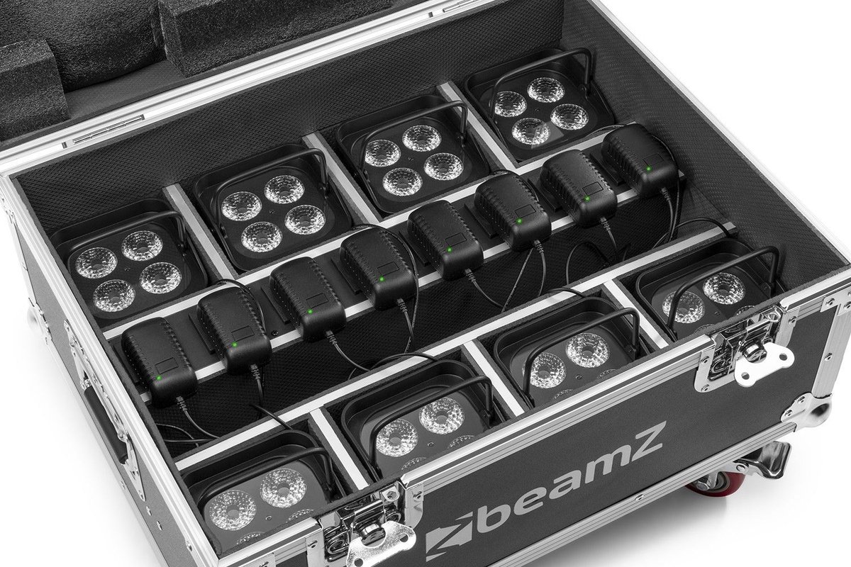 BeamZ FCC9 Flightcase met oplaadfunctie voor 8 stuks BBP9 serie uplights