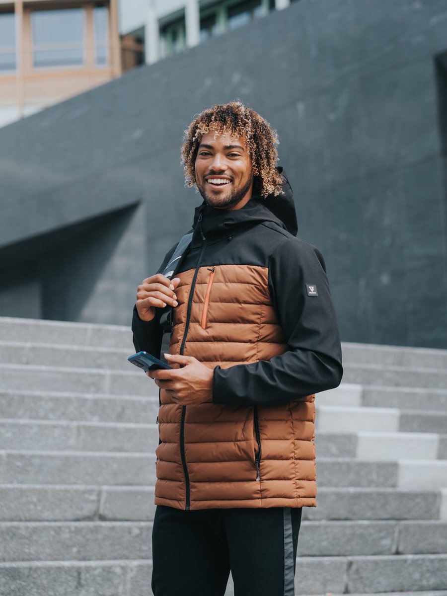 Krullend haar, Persoon, Volwassene, Vrouwelijk, Vrouw