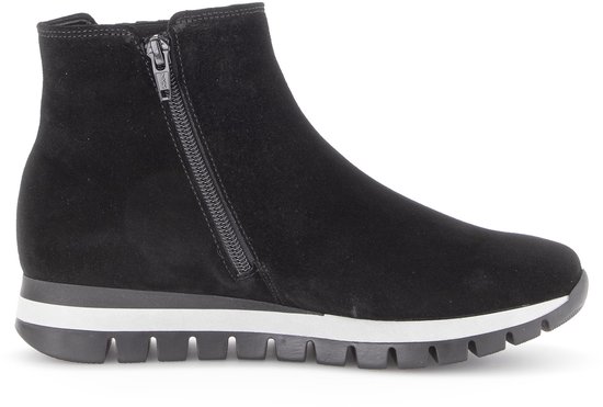 ankle boot, zip closure, black suede, rubber sole, side zipper
