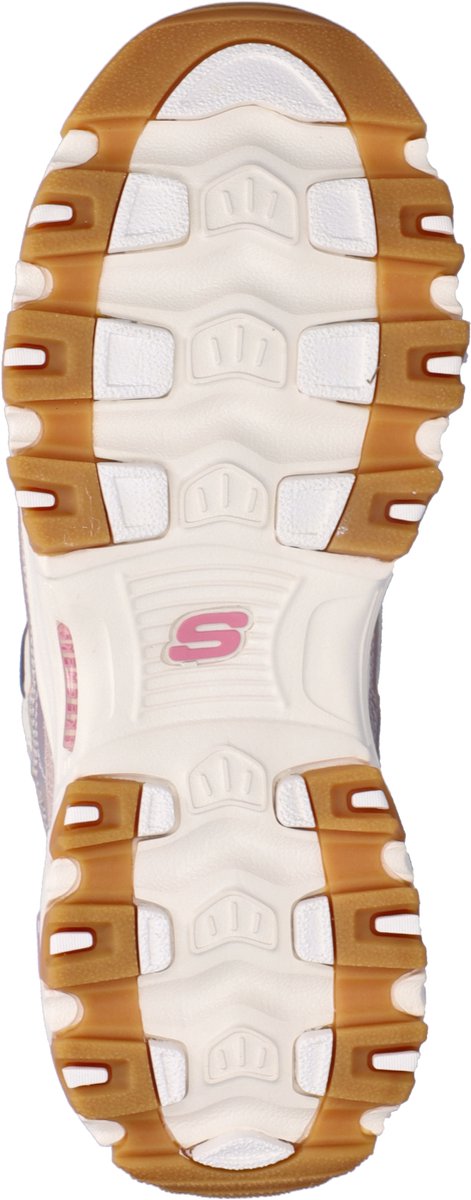 sneaker, sportschoen, witte zool, grijze suède?, bodemtractie
