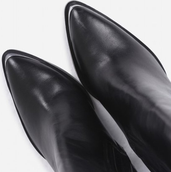 Kleding, Schoeisel, Schoen