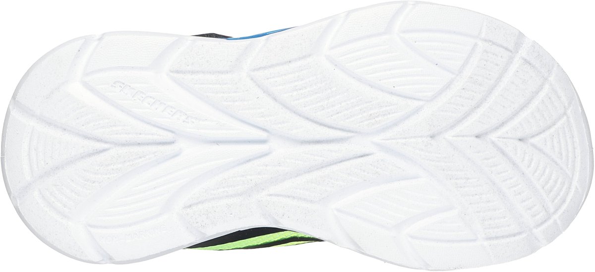 sneaker, sportshoe, witte zool, zool, zool tekst