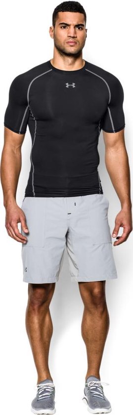 Under Armour  - Maat M - HG Armour SS Heren Sportshirt - Zwart