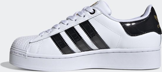 adidas Superstar Bold W. - Maat 40 2/3 - Dames Sneakers - Ftwr White/Core Black/Gold Met