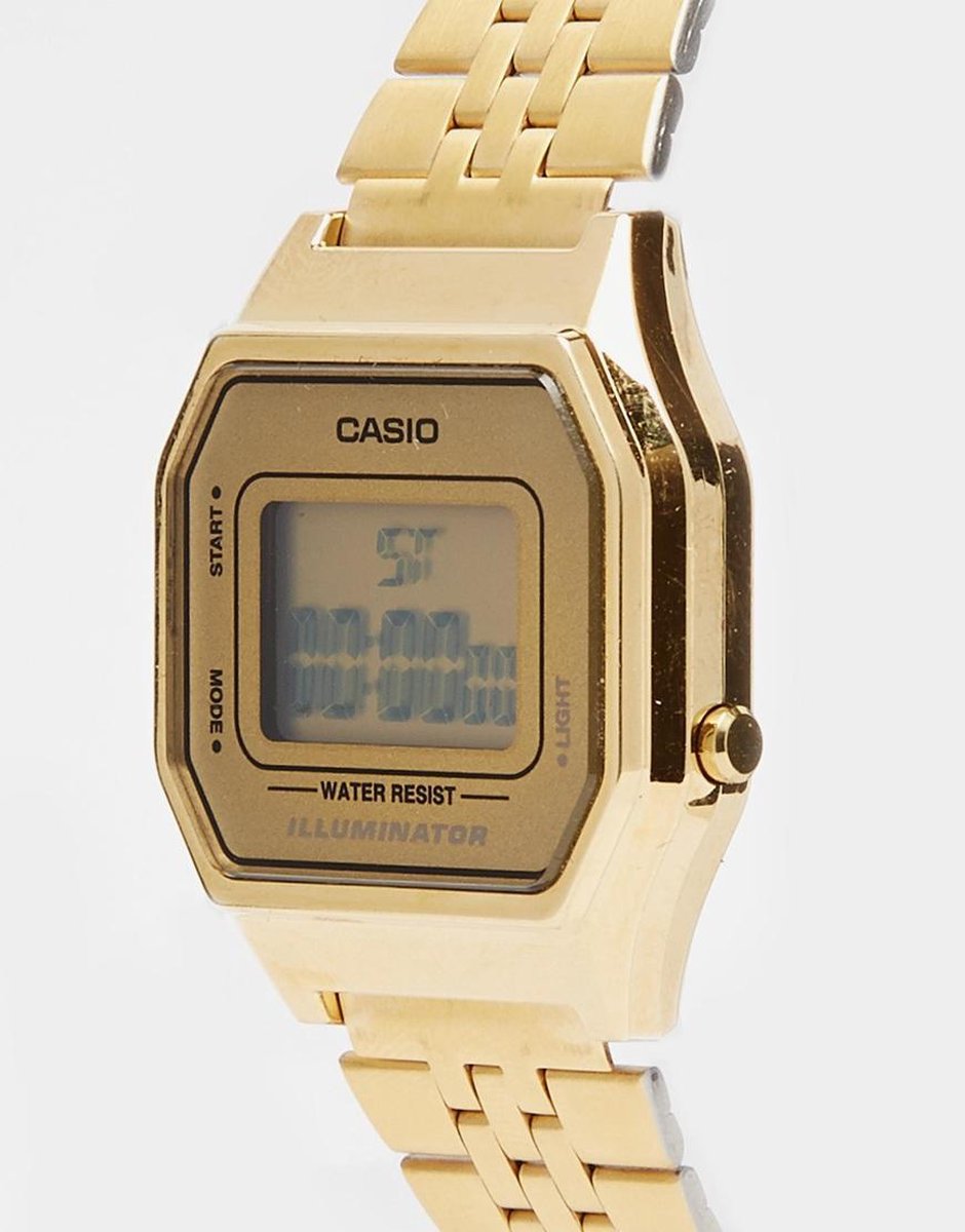 Casio Retro Digital LA680WEGA-9ER Dameshorloge 28,6 mm - Goudkleurig