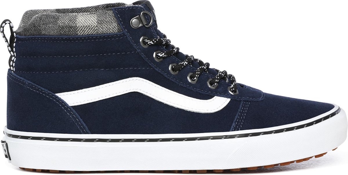 Schoeisel, Schoen, Sneaker, Canvas, Suede