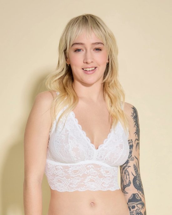 lacy top, white lace, bralette, tank top, tattooed arm