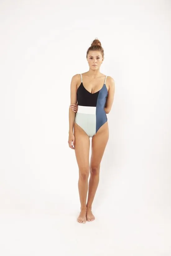 Barts  - Maat 40 - Lourdes Suit blue