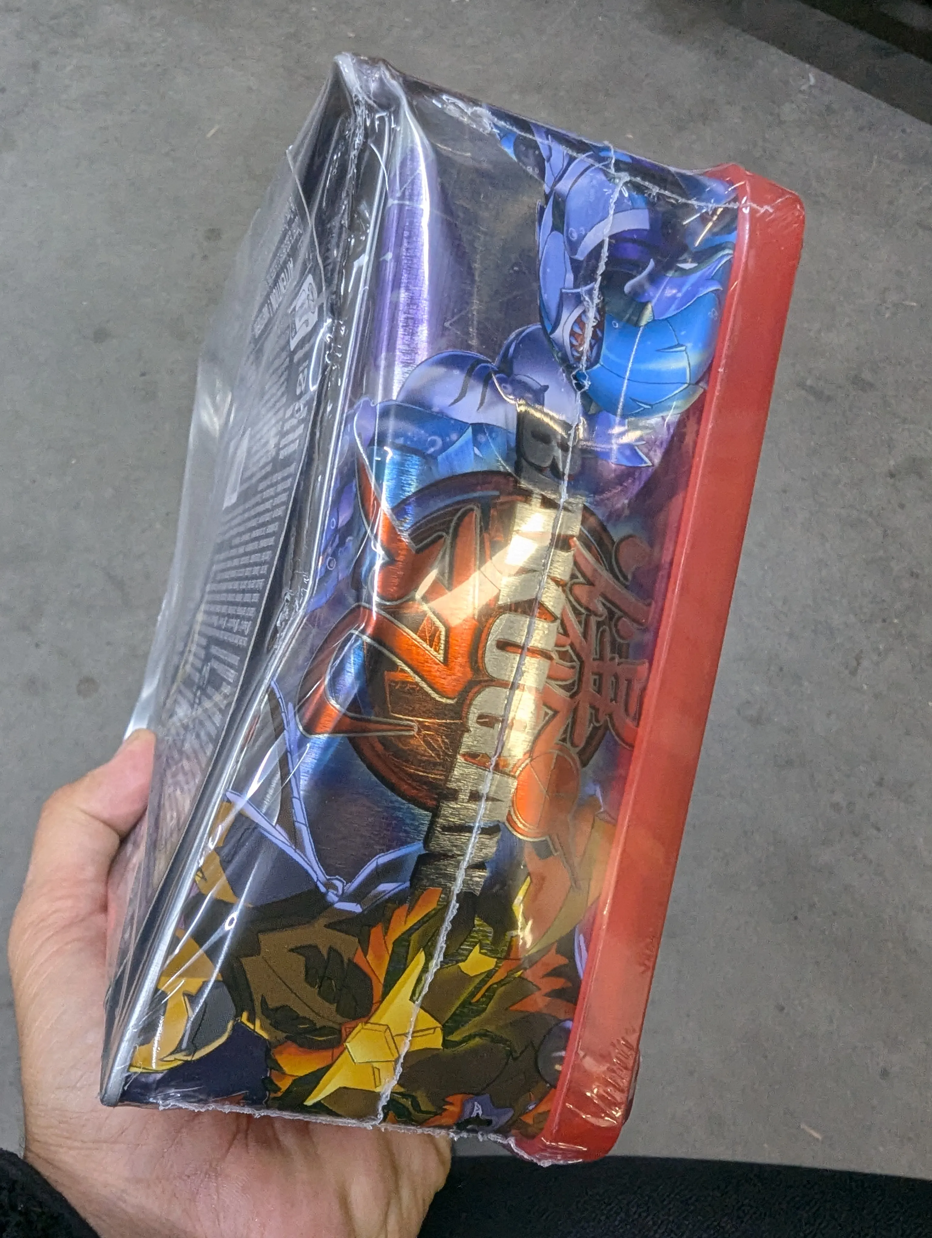 Bakugan - Baku-tin met Special Attack Mantid - spinnend actiefiguur in opbergblik