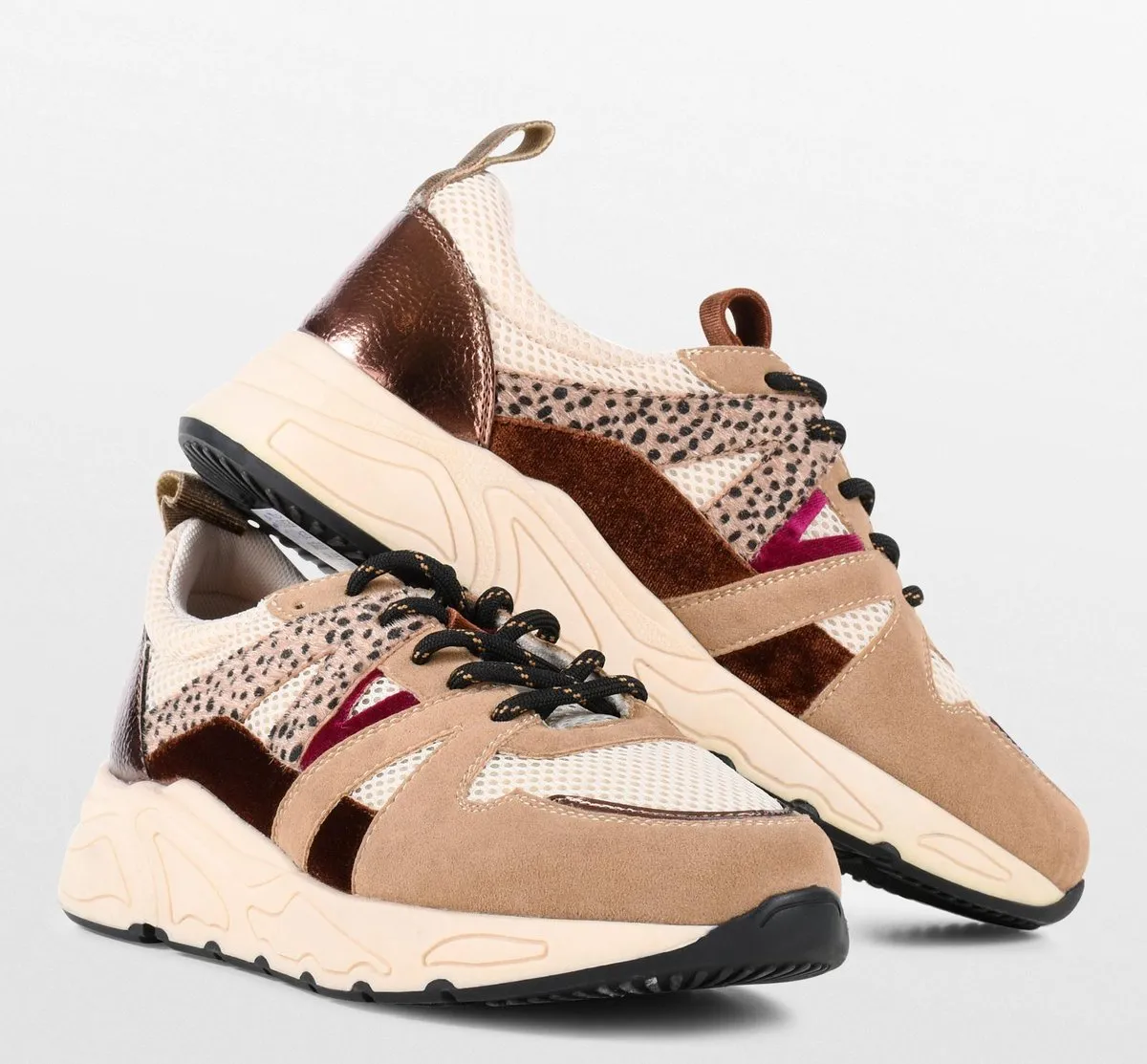PS Poelman - Maat 39 - Dames - CAROCEL Imitatie Leren Suedè PU Runner Sneakers met Beige Profielzool