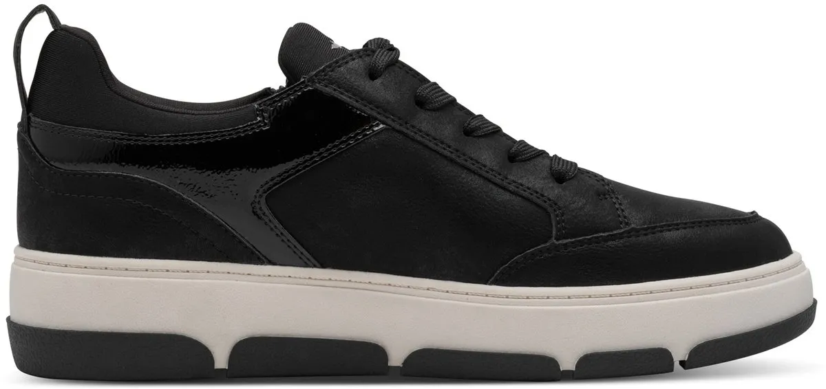 black sneaker, leather upper, platform sole, lace-up, low-cut