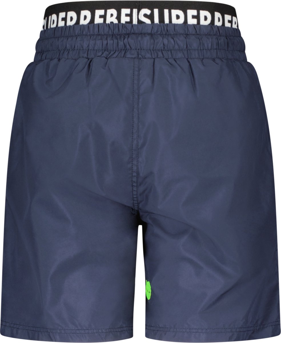 Kleding, Korte broek, Jas, Zwembroek