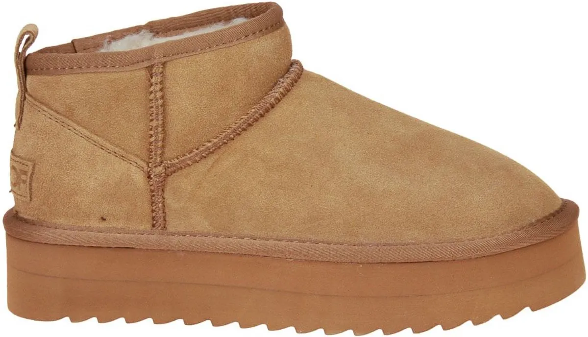 Schoeisel, Schoen, Sneaker, Suede, Handtas