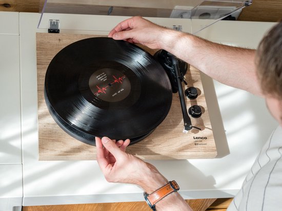 Lenco LBT-188PI - Platenspeler met Bluetooth - Stereo - Hout