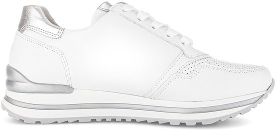 sneaker, witte sneaker, luchtige schoen, katoenen upper, sportschoen