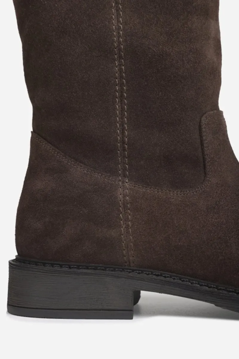 Suede, Kleding, Jeans, Broeken