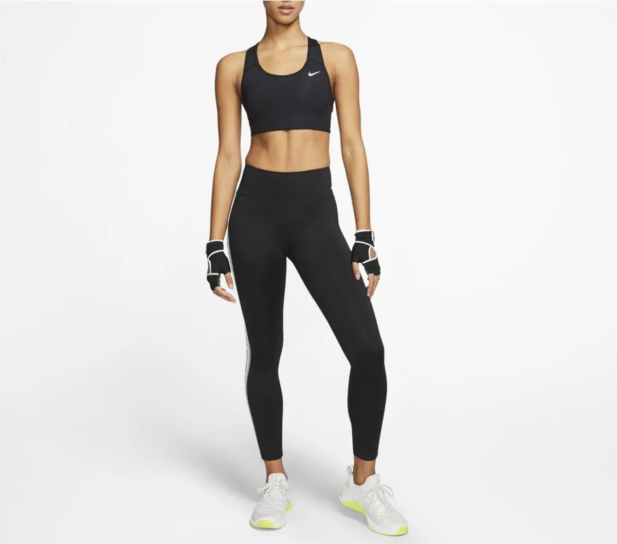 Nike - Maat XL Dri-FIT Swoosh Nonpded Sportbeha Dames