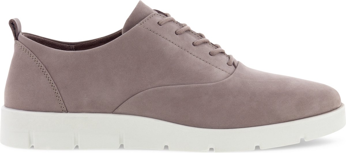lila schoenen, lumi?