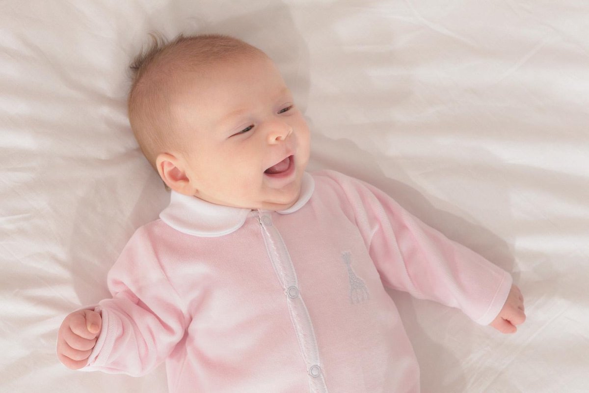 Sophie de giraf Maat 50 - boxpakje - met kraagje - velours - roze - 0 Maanden - 50 cm