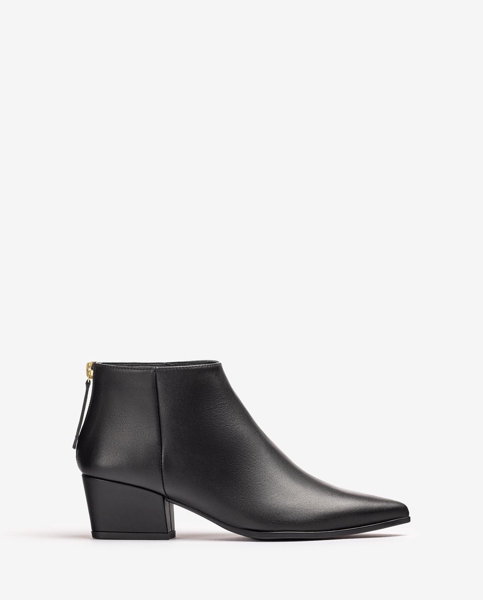 laars, stoer, enkelhoog, kniehoog, zwarte boot