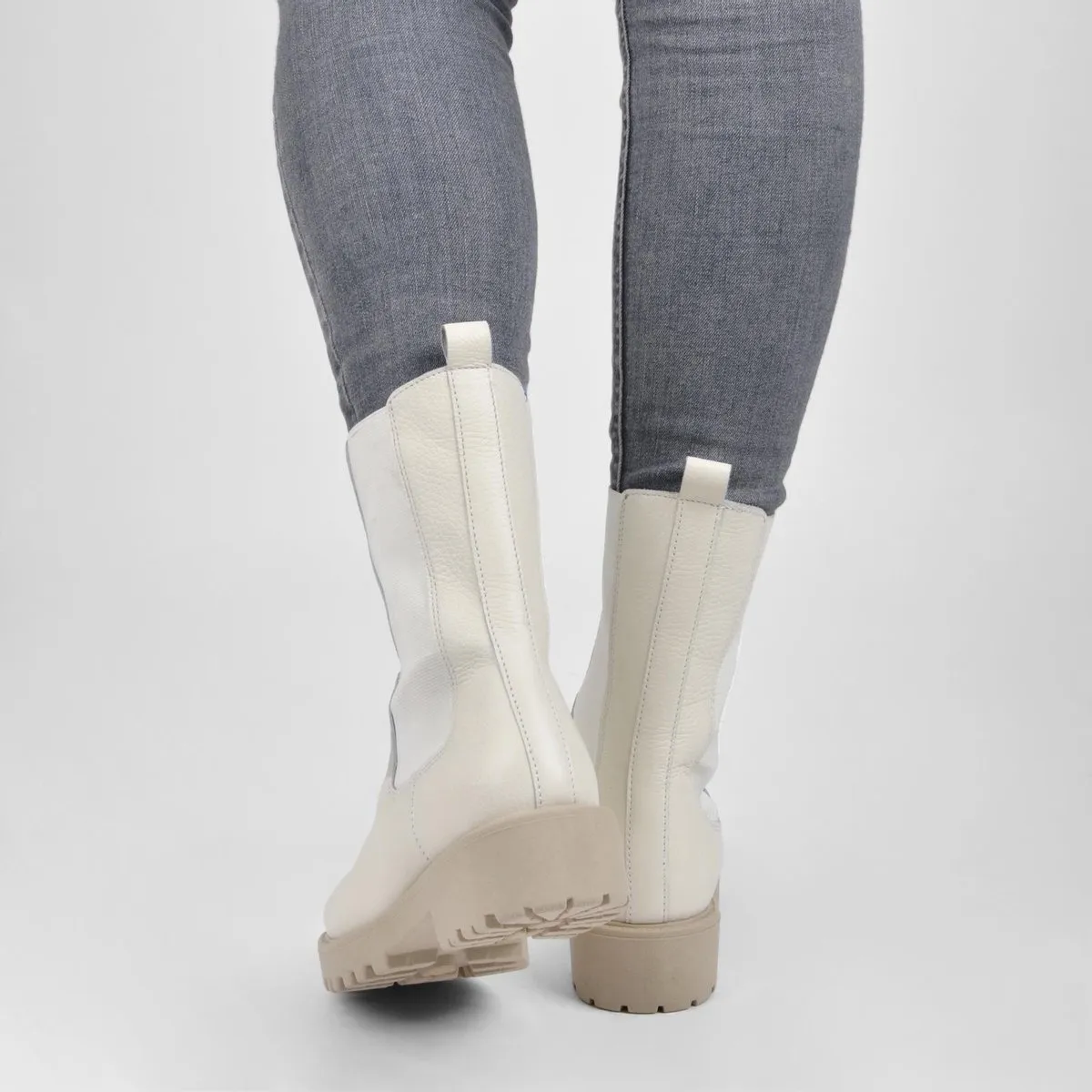 PS Poelman - maat 37- Dames - BOND Leren Chunky Instappers Chelsea Enkellaarzen met Profielzool en E