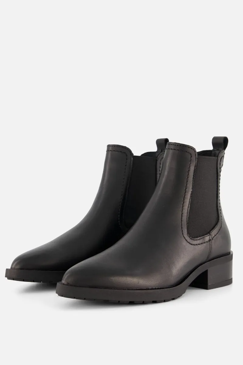 boots, ankle boots, Chelsea boots, black, leather