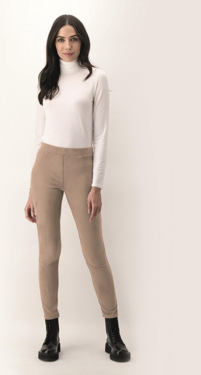 Volwassene, Vrouwelijk, Persoon, Vrouw, Kaki