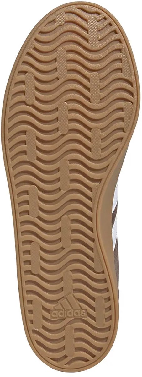 sneaker, zool, gum outsole, samenstelling?, patroon loopvlak