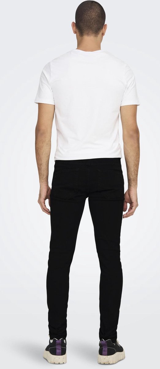 T-shirt, Broeken, Volwassene, Man, Persoon