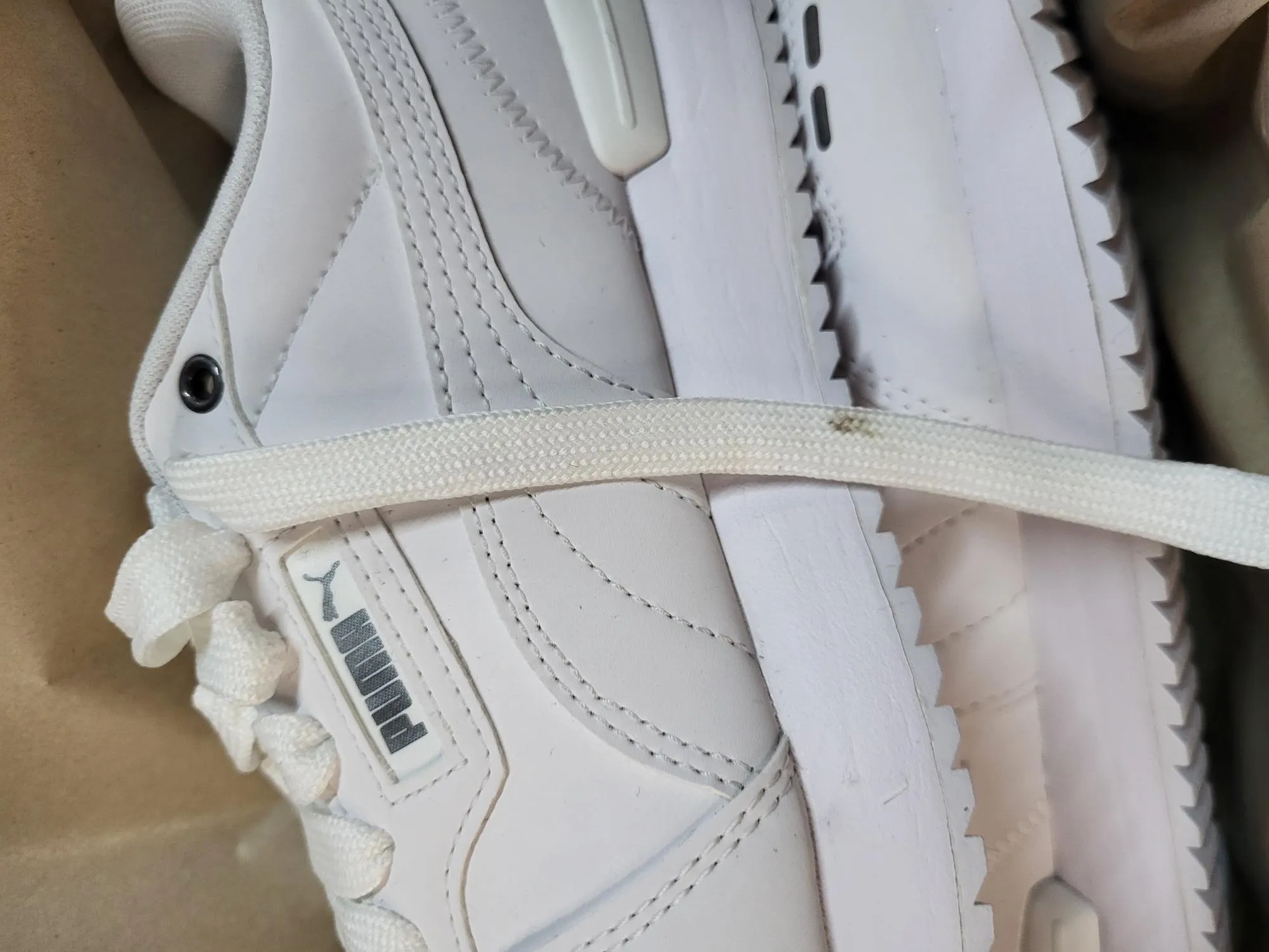 Kleding, Schoeisel, Schoen, Sneaker