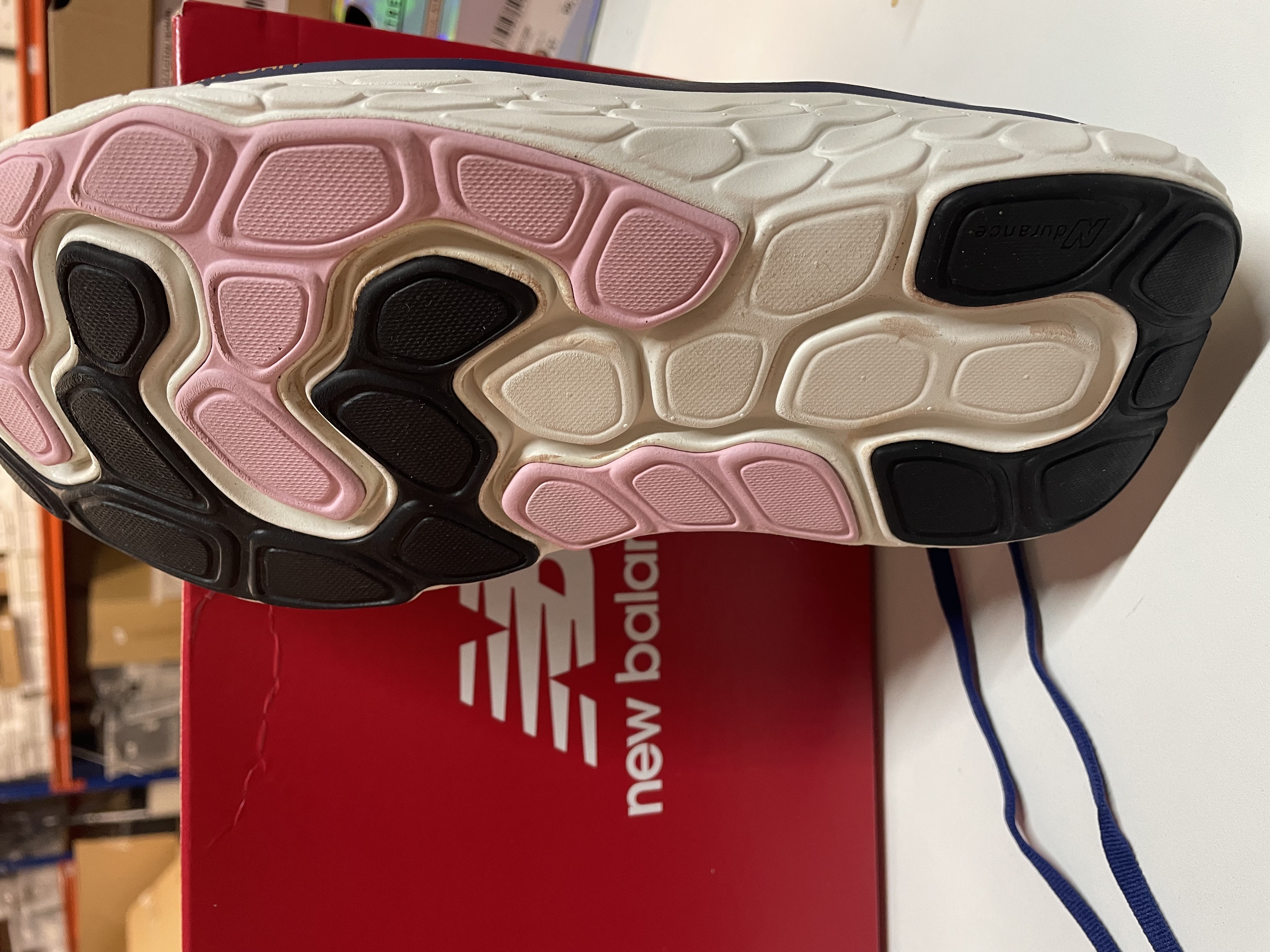 Kleding, Schoeisel, Schoen, Sneaker, Schuim