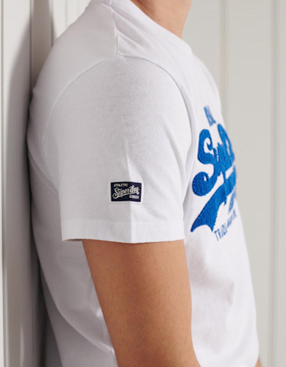 T-shirt, Mouw, Shirt, Man, Persoon