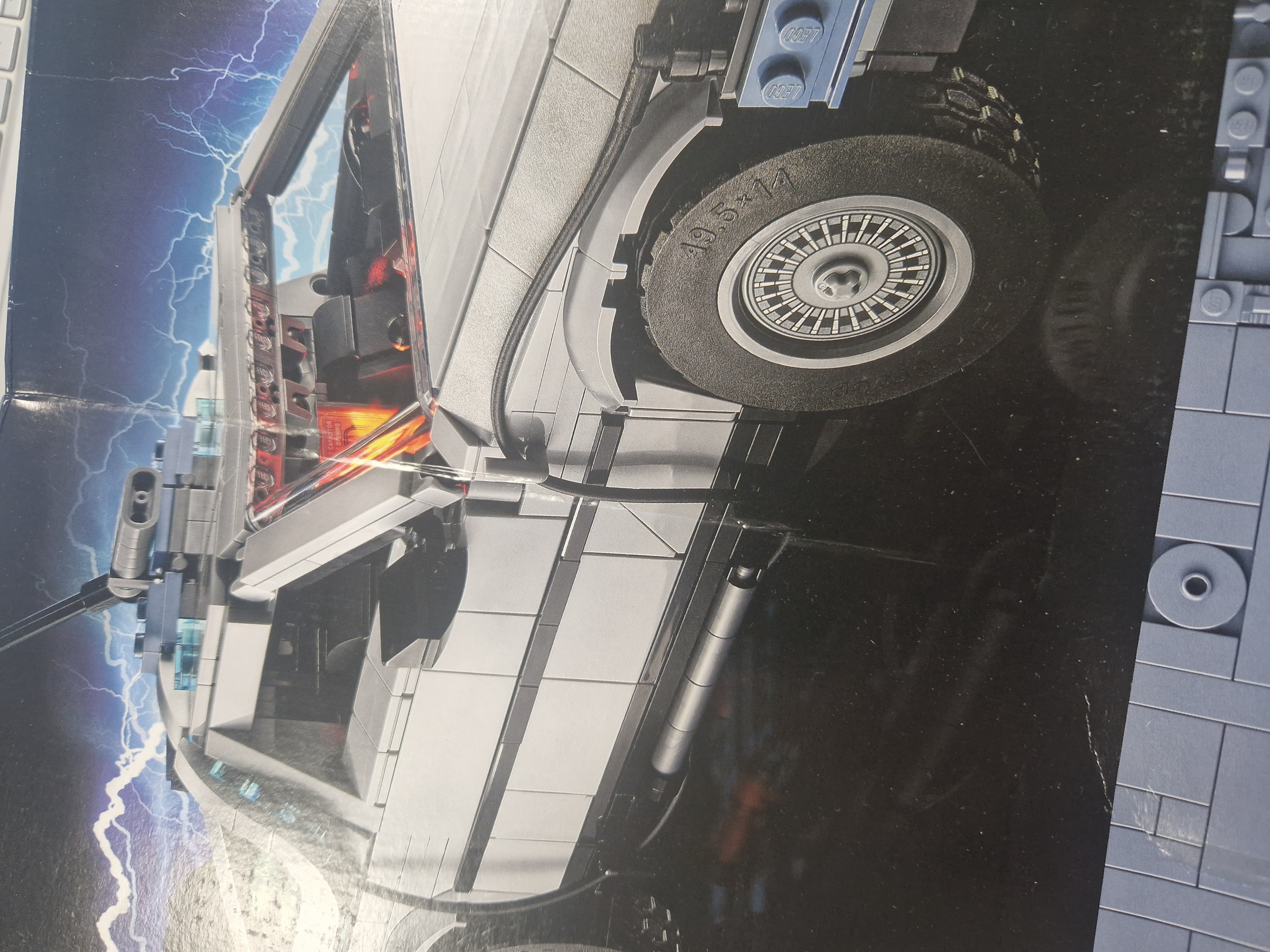 LEGO Back to the Future Time Machine - 10300