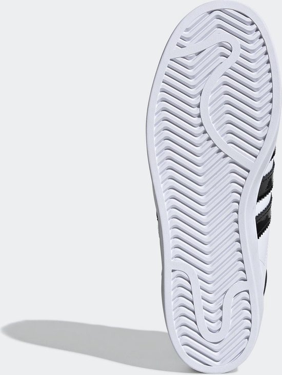 adidas Superstar Bold W. - Maat 40 2/3 - Dames Sneakers - Ftwr White/Core Black/Gold Met