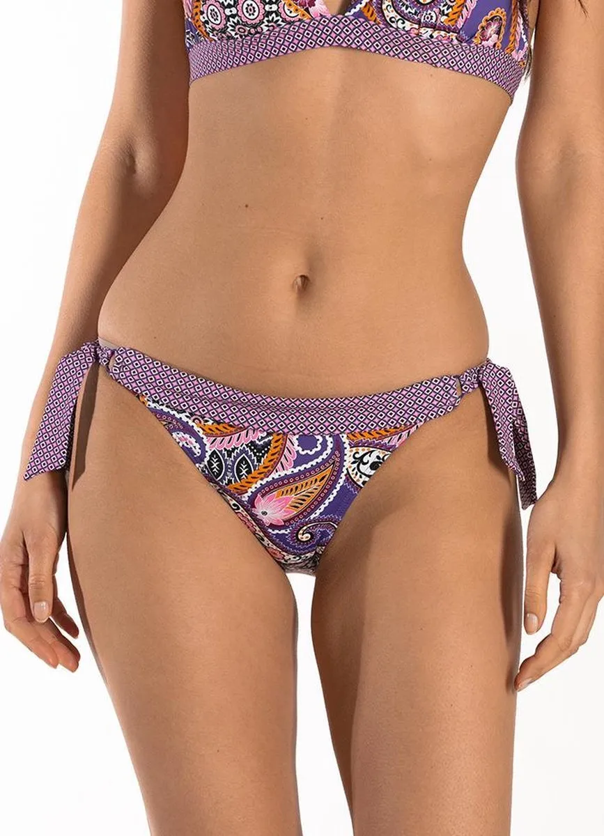 Cyell - Maat 38 - PRETTY PAISLEY Bikinibroekje Laag met StrikDames