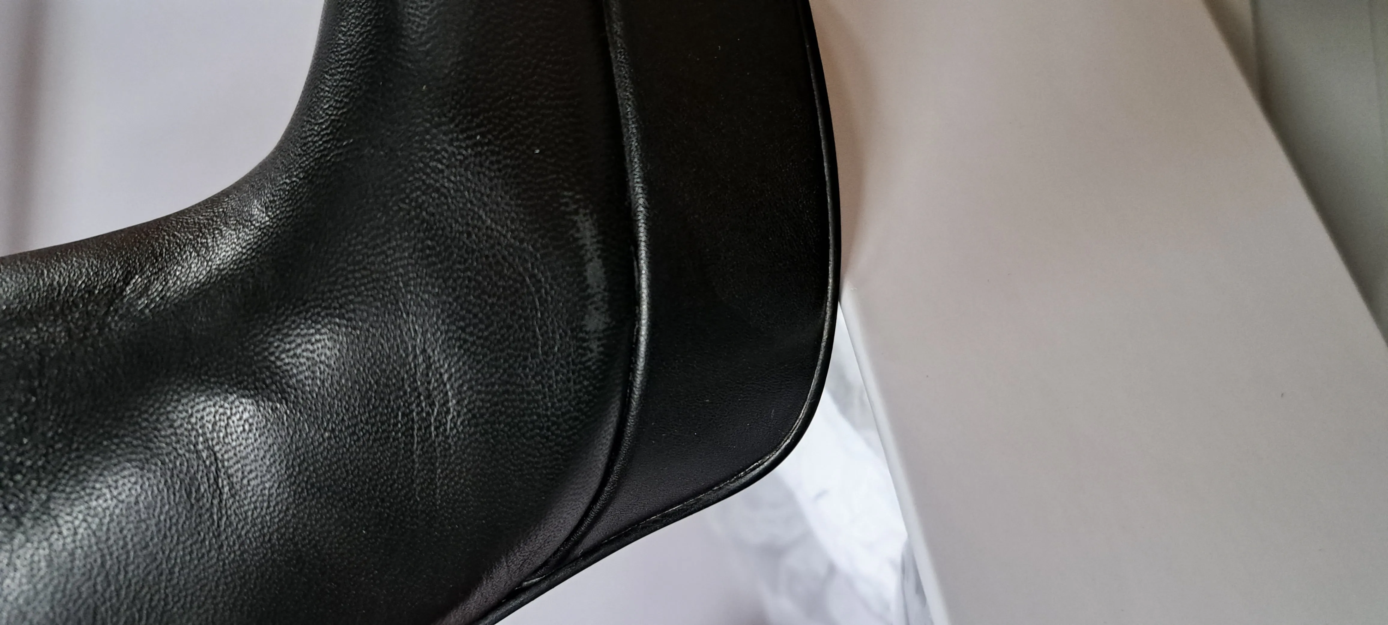 Guess - Maat 39 - Dennis Dames Enkellaarzen Hak - Zwart